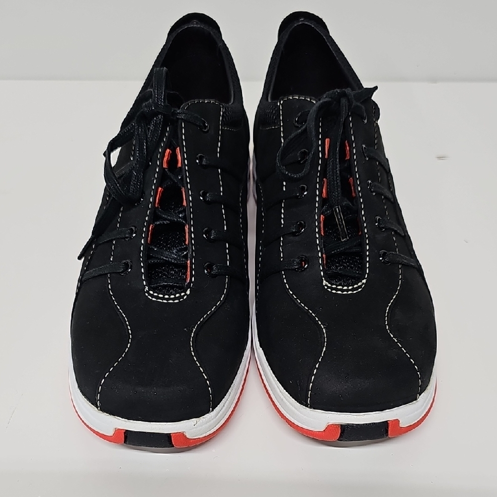 Cole Haan Nike Air black and red nubuck comfort sneakers 8.5, NEW